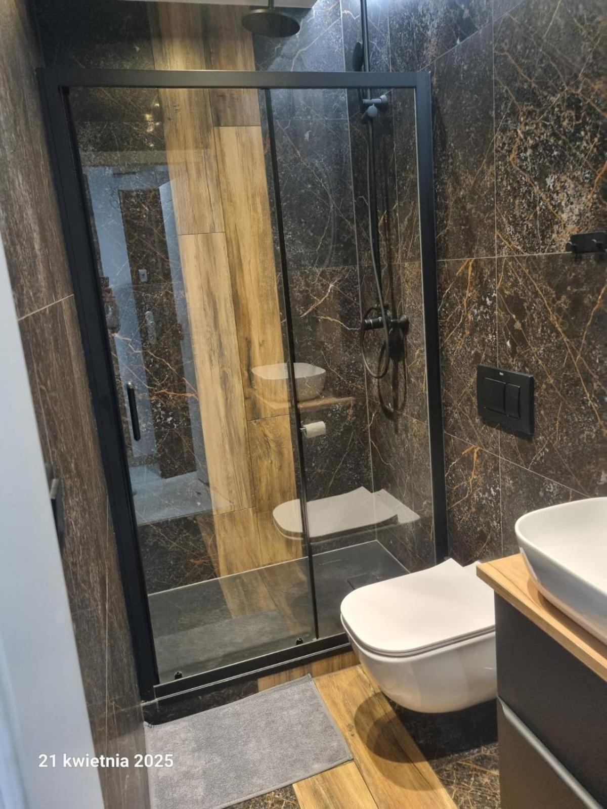 The M O D E R N C I T Y Spot Apartment Katowice Ngoại thất bức ảnh